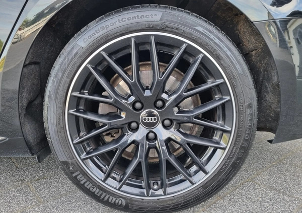 Audi A4 cena 117900 przebieg: 126500, rok produkcji 2019 z Grodków małe 301